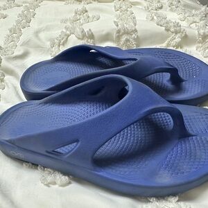 OOFOS Indigo Slide Sandals 39